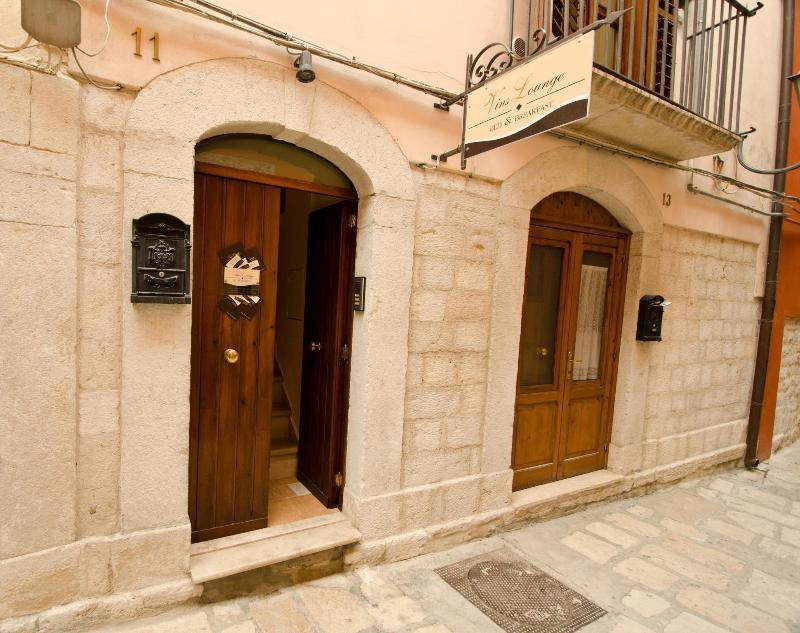Vinslounge Suite Barletta Exterior photo